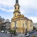 Very - Comfy * Budapešť