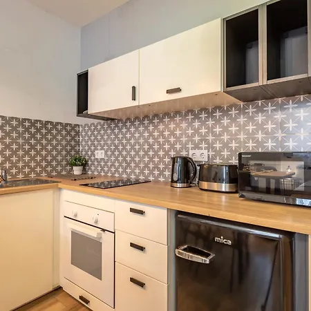 Very - Comfy Budapest